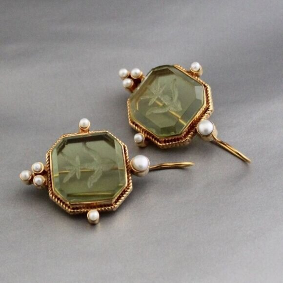 Anthropologie Jewelry - Vintage style earrings A513